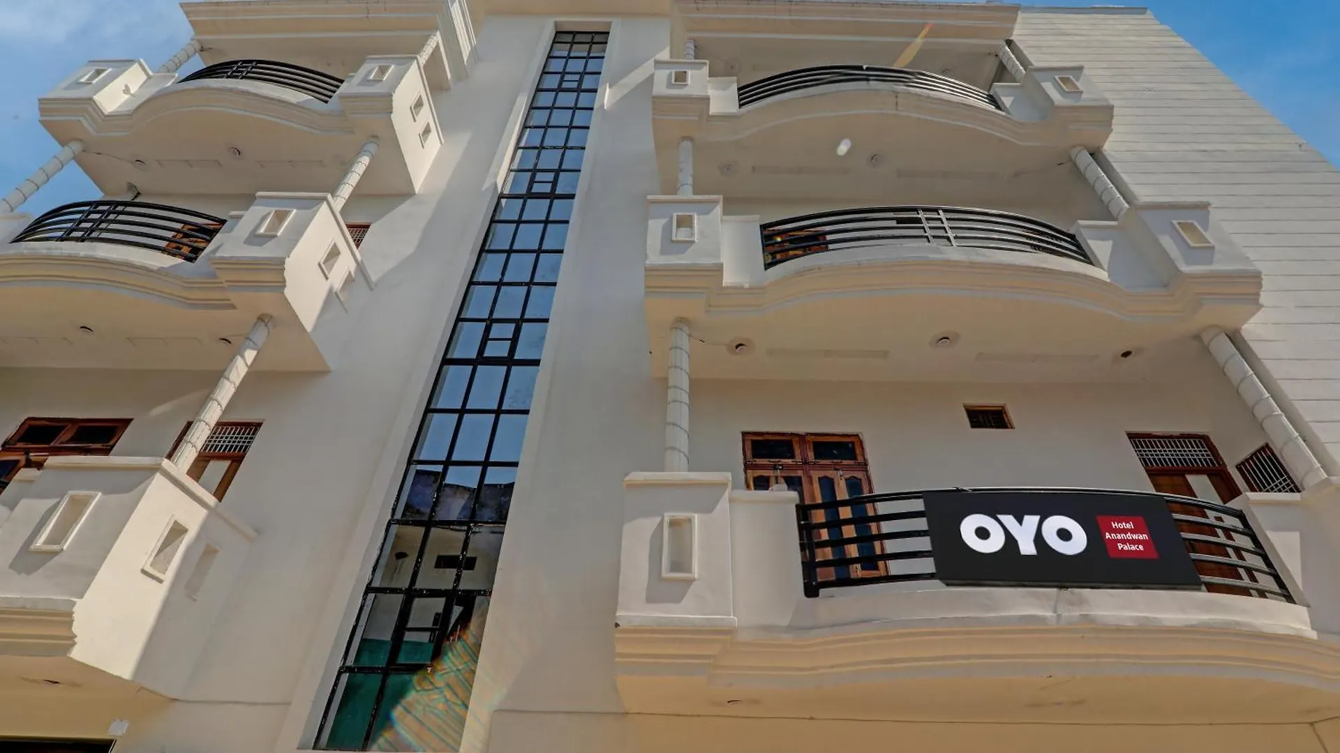 Hotel O Aanandwan Palace Varanasi