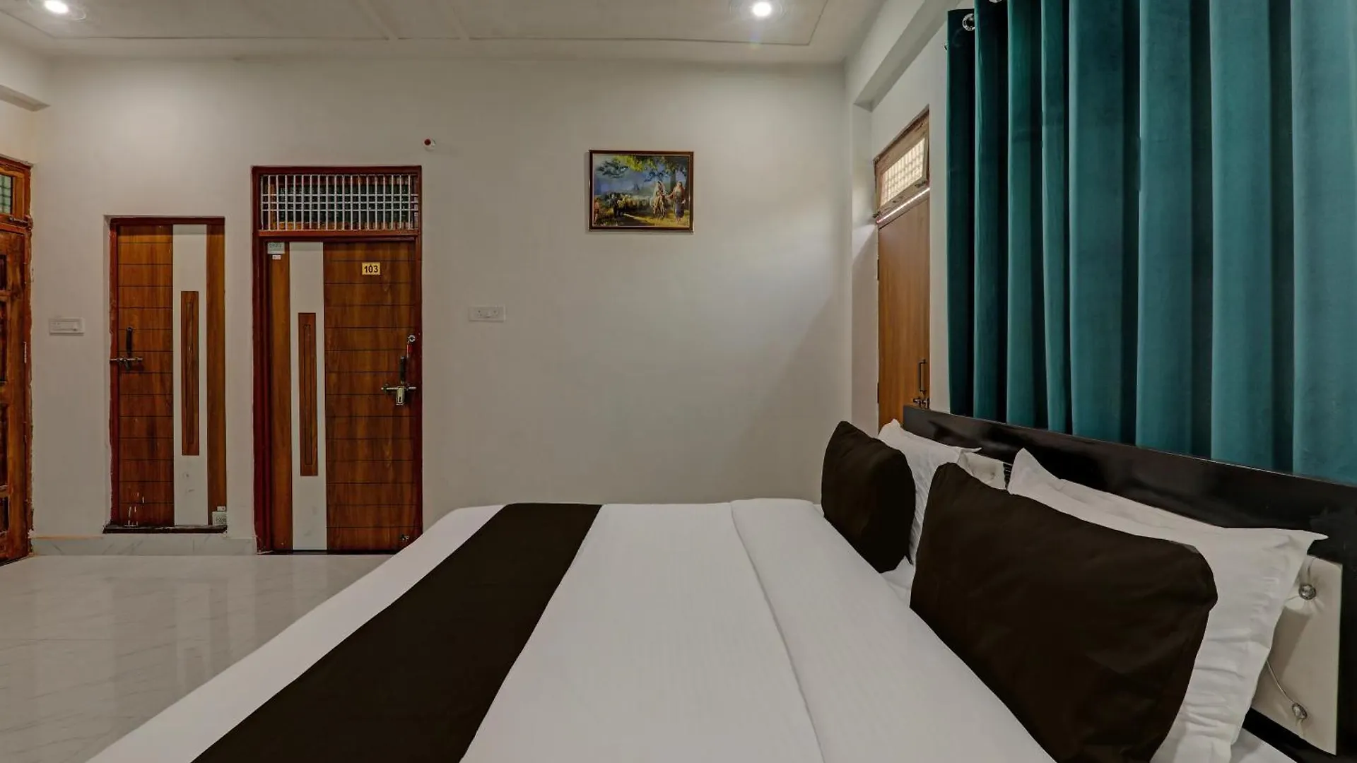 Hotel O Aanandwan Palace バラナシ